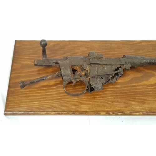 1460 - WW1 Mounted British SMLE Rifle & Bayonet, found in Vimy, France.