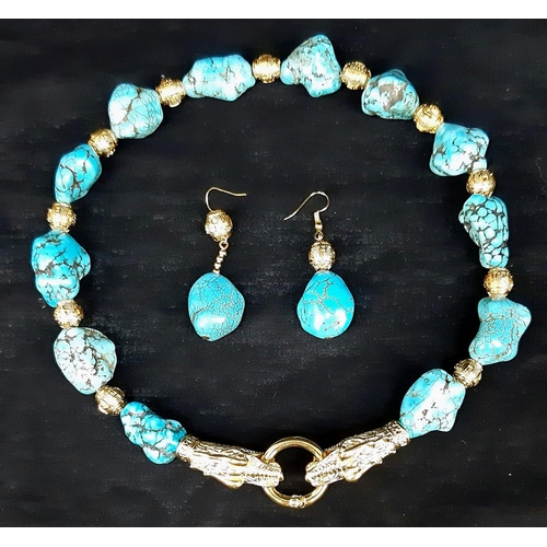 183 - A glorious Chinese necklace and earrings set with turquoise nuggets and an 18 K yellow gold filled c... 