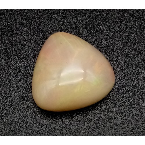 1294 - 5.63ct Opal, Triangular shape, IDT certified