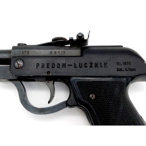 471 - A Vintage Predom - Lucznik Model Air Pistol. 4.5mm calibre. Serial number - Z6117. Manufactured in 1... 