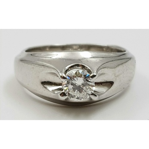 351 - A Modern 18K White Gold Diamond Solitaire Ring. 0.30ct. Size I. 5.95g