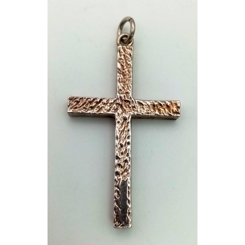 1124 - A Vintage Heavy Sterling Silver Cross Pendant. 6 x 3cm. 17g