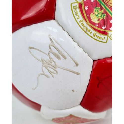 396 - An Arsenal FC 1999-2000 Signed Football. Signatures include Bergkamp, Adams, Keown, Dixon and Silvin... 