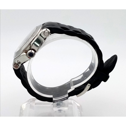 681 - A Chopard Happy Sport Ladies Watch. Black rubber strap with stainless steel case - 36mm. Black dial ... 