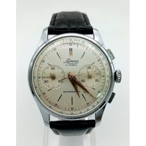 909 - A VINTAGE LORENZ CHRONOGRAPH WITH MANUAL MOVEMENT, 2 SUBDIALS AND STOP WATCH FACILITY ON A LEATHER S... 