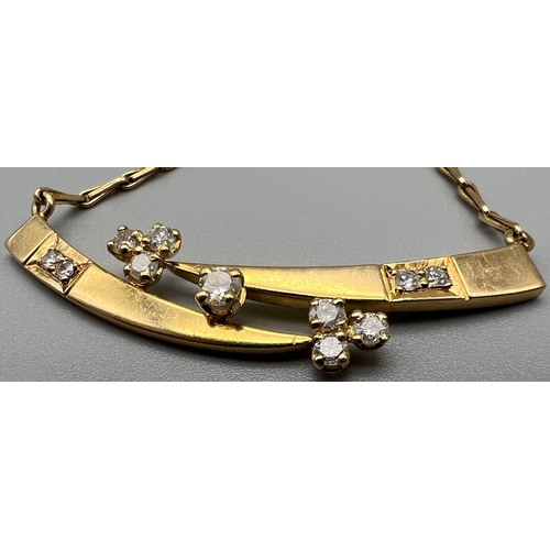 1083 - An 18K yellow gold chain necklace with diamonds (0.50 carats). Length: 37 cm, weight: 6.8 g.