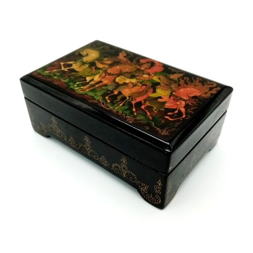 1218 - A Vintage or Older Russian Highly Decorated Lacquered Wooden Box 10x7x4cm