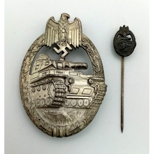 370 - A Cased 3rd Reich Panzer Assault Badge. Very nice crisp example of this private purchase badge.  Goo... 