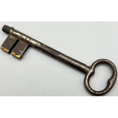 297 - A WW2 SOE/OSS Spy Kit Key with hidden void for hiding messages.