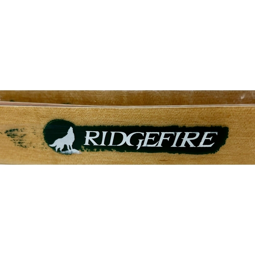 747 - SA very good condition ridge fire wooden take down recurve bow 145cm in length, in original box with... 