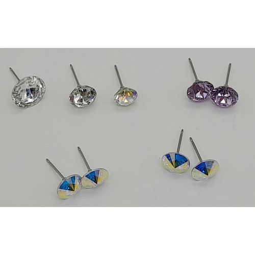 1077 - A selection of costume jewellery stud earrings.