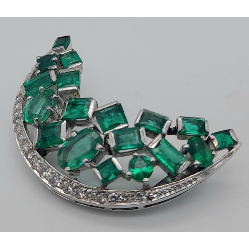 32 - An 18K White Gold Emerald and Diamond Crescent Moon Brooch. Beautiful paved set emeralds - 4ct with ... 