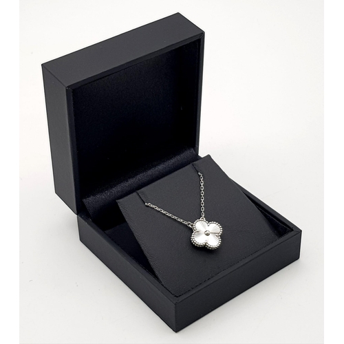 69 - A 18ct White Gold Van Clef & Arpels - Alhambra Chain with 1 White Gold Insert, Chain Length 36cm.