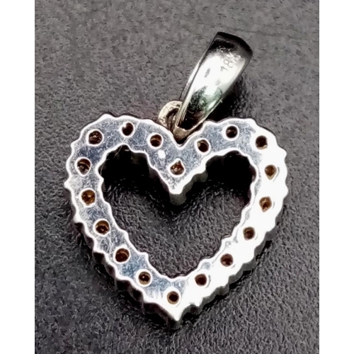 732 - 18K WHITE GOLD DIAMOND SET HEART PENDANT, APPROX 0.25CT DIAMONDS, 1.6G