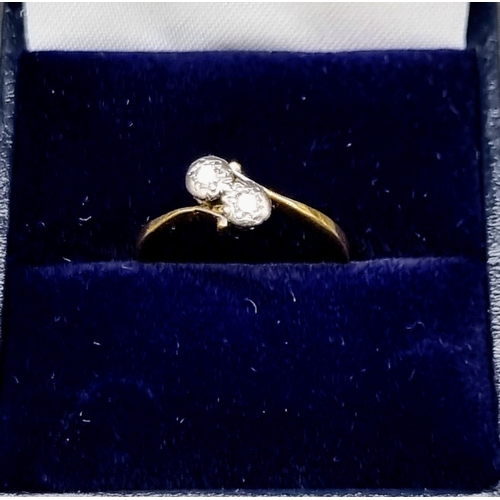 320 - A Classic Victorian Diamond Twist 2 Stone Ring Set in 18ct  Yellow Gold. Ring Size L1/2, Total Weigh... 