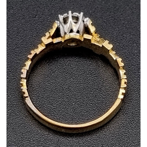 440 - A Vintage 18k Yellow Gold Single Stone Diamond Ring. Ring Size K1/2, Total Weight 3.0 grams.