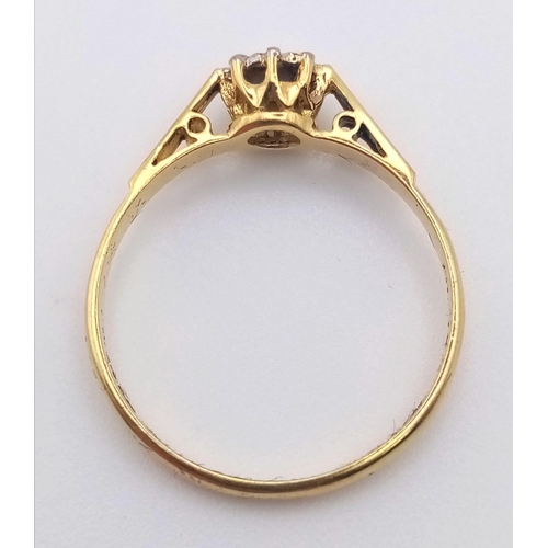 574 - A Classic Victorian Diamond Single Stone Ring Set in 18ct Yellow Gold. Ring size P, Total weight 2.1... 