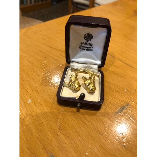 623 - Amazing pair of bulldog cufflinks, Silver gilt and diamonds.

Weight 8.1 grams 
Length of face 1.5cm... 