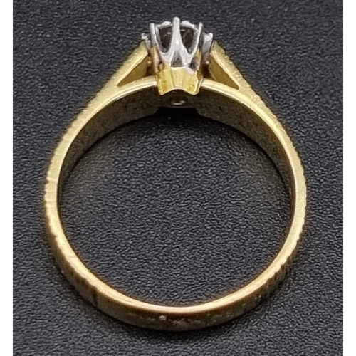 783 - A 18k Yellow Gold Classic Vintage Mid Century Single Stone Diamond Ring. Ring Size N, Total Weight 4... 