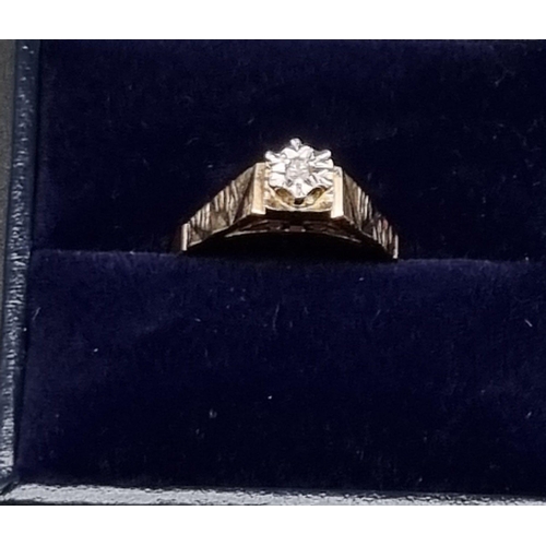 223 - A classic vintage mid century single stone diamond ring set in 9K yellow gold, Ring Size N, Total We... 