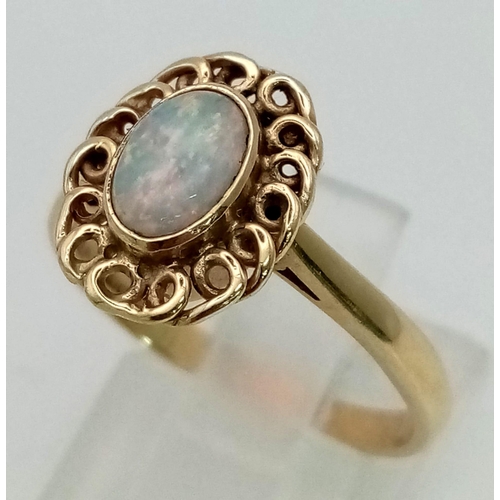 846 - 9K YELLOW GOLD VINTAGE OPAL SET RING, WEIGHT 3.3G SIZE P