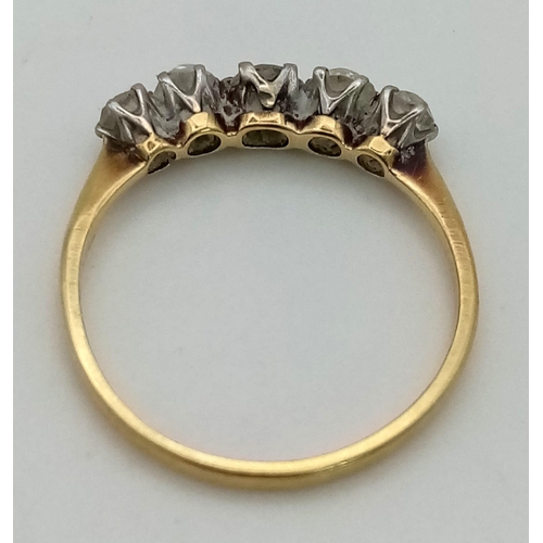 19 - A vintage, 19 K yellow gold and platinum ring with five rose cut diamonds (0.90 carats). Ring size: ... 