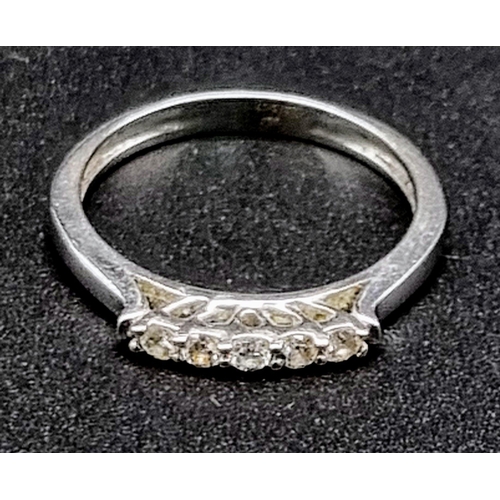 468 - 18K White Gold Diamond Ring
0.17ct Diamond
Weighs 2.59g
Size M