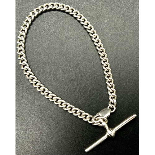 1116 - STERLING SILVER CURB BRACELET WITH T BAR, WEIGHT 11G AND 18CM LONG APPROX