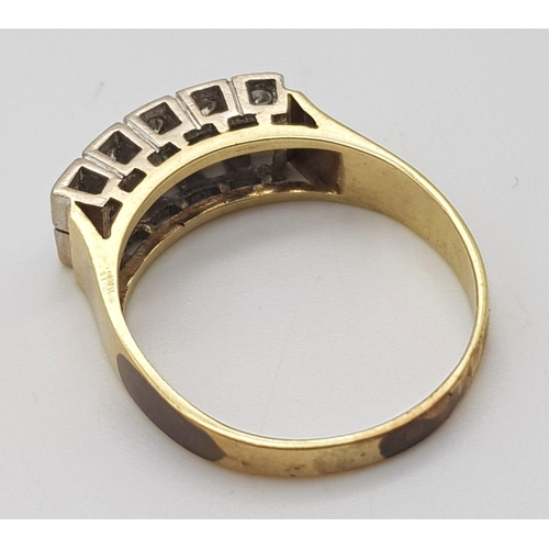 147 - A 14K Yellow Gold Two Rows Diamond Ring. With 10 Bright White Diamonds 0.30CT. Size O. Weight: 3.55g