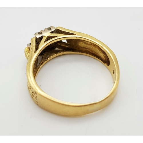 195 - An 18K Yellow Gold Vintage Diamond & Sapphire Ring, Hallmarked Birmingham 1970. Size K. weight: 3.88... 