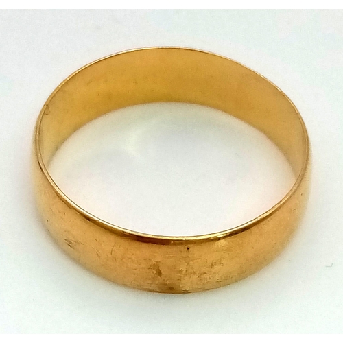 29 - A 22k Yellow Gold Band Ring. Size Q. 4.25g.