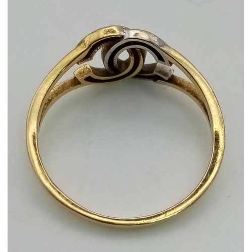 353 - 18k Yellow Gold CC Ring, Size Q, weighs 2.8g