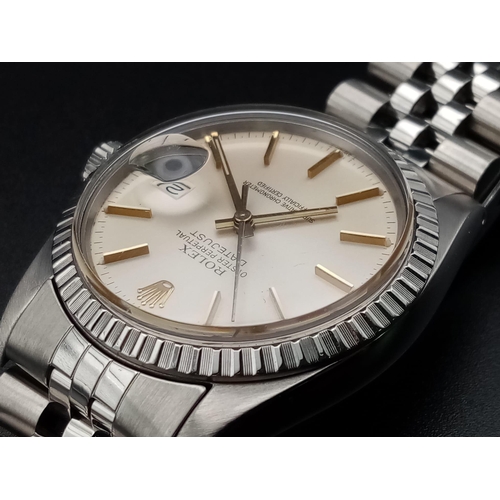 220 - A Rolex Oyster Perpetual Datejust Gents watch. Stainless steel strap and case - 36mm. Cream dial. Au... 