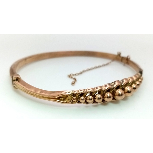 240 - A Victorian 9K Yellow Gold Bracelet. Graduated ball with diamond points decoration. Weighs 5.93G