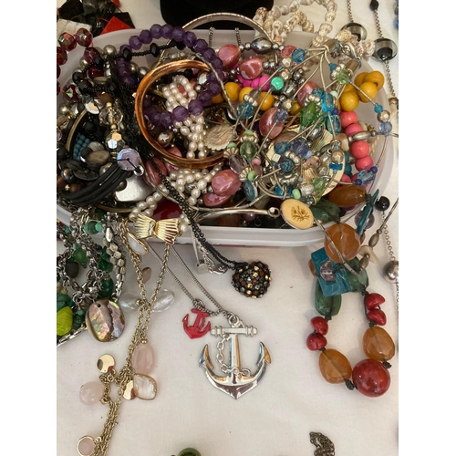 506 - Enormous Selection of quality costume jewellery. To include necklaces, bangles,bracelets, charms etc... 