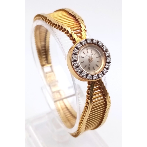 339 - A Vintage Patek Phillipe 18k Gold and Diamond Ladies watch. Gold bracelet and case - 16mm diameter. ... 