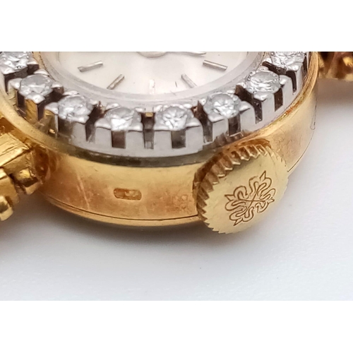 339 - A Vintage Patek Phillipe 18k Gold and Diamond Ladies watch. Gold bracelet and case - 16mm diameter. ... 