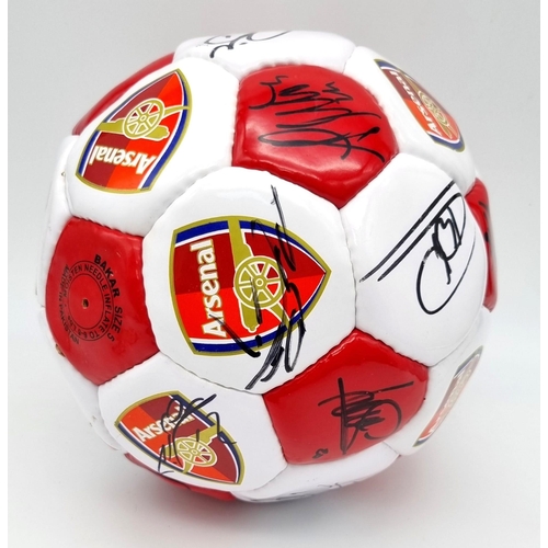 22 - An Official Arsenal FC Signed 2004/5 Football. Signatures include: Henry, Viera, Pires, Ljungberg an... 