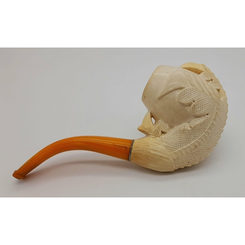 315 - A Vintage, substantial, meerschaum pipe, made in Turkey and carved by the famous pipe maker INANIS (... 