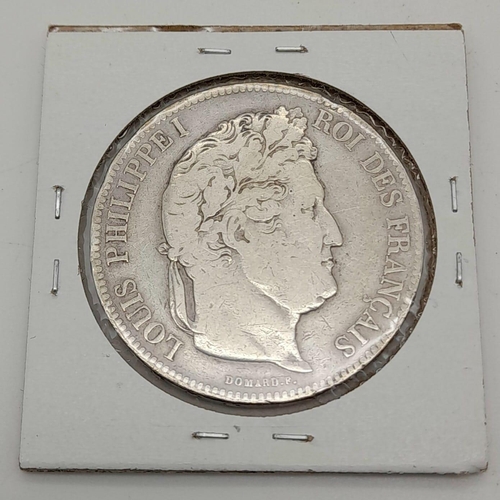 362 - A Silver 1833 French Five Franc Coin. Please see photos for conditions.