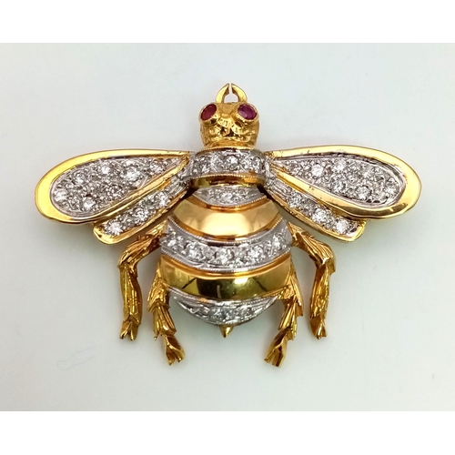 118 - A 9K Yellow Gold, Diamond and Pink Sapphire Bee Pendant or Brooch. 0.30ct diamonds. Pink sapphire ey... 