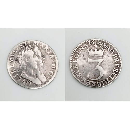 665 - A William and Mary 1689 Silver Threepence Coin. S3441. Please see photos for conditions.