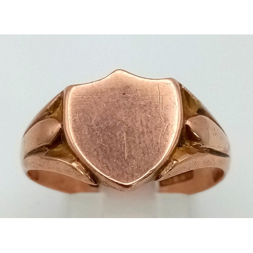 116 - A Vintage 9K Rose Gold Badge Signet Ring. Size U. 4.85g.