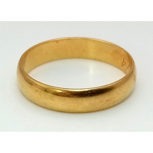 530 - A Vintage 18K Yellow Gold Band Ring. Size L. 2.57g.