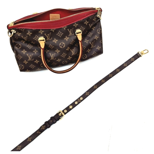 120 - A Louis Vuitton Pallas Monogram Shoulder Bag. Brown monogram canvas and leather. Gilded hardware. De... 