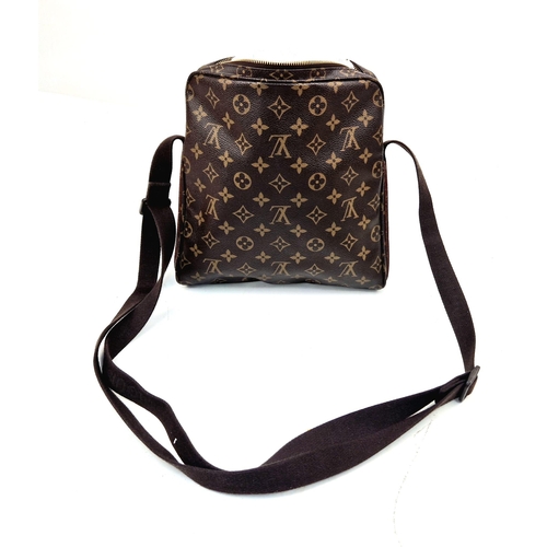 309 - A Louis Vuitton Messenger-Style Shoulder Bag. Monogram brown canvas. Large front flap. Zip top openi... 