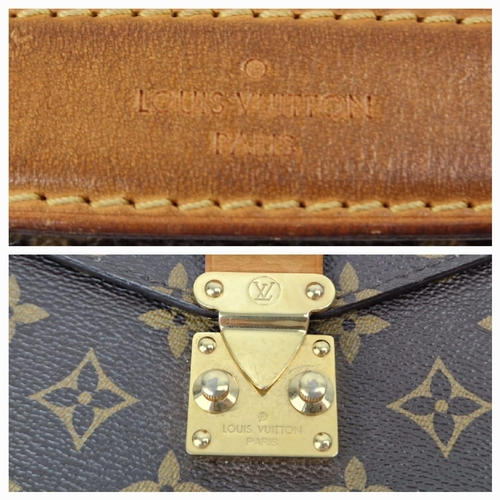 45 - A Louis Vuitton Pochette Metis Bag. Monogram canvas. Gilded hardware. Outer zipped compartment. Deta... 