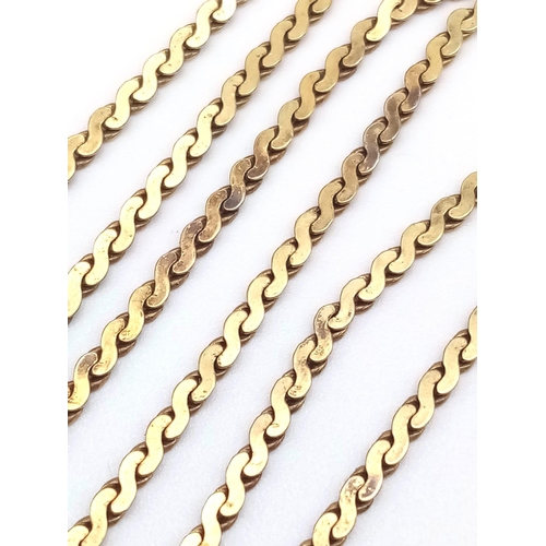 381 - A 9K Yellow Gold Thin S-Link Necklace. 40cm. 3.28g