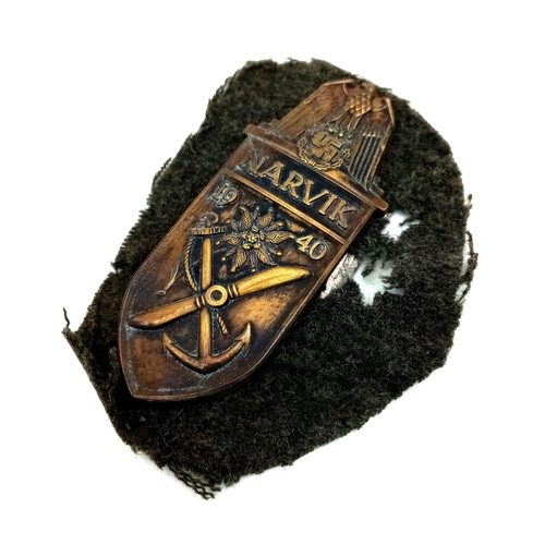 562 - WW2 German Narvik Shield cut from a uniform.