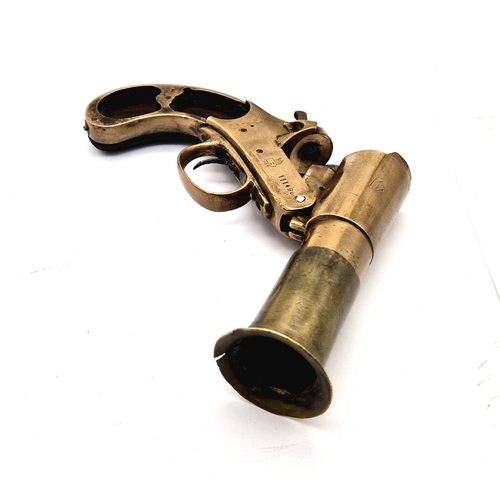 127 - WW1 British 1916 Dated Webley and Scott Flare Pistol. With current de-activation certificate.